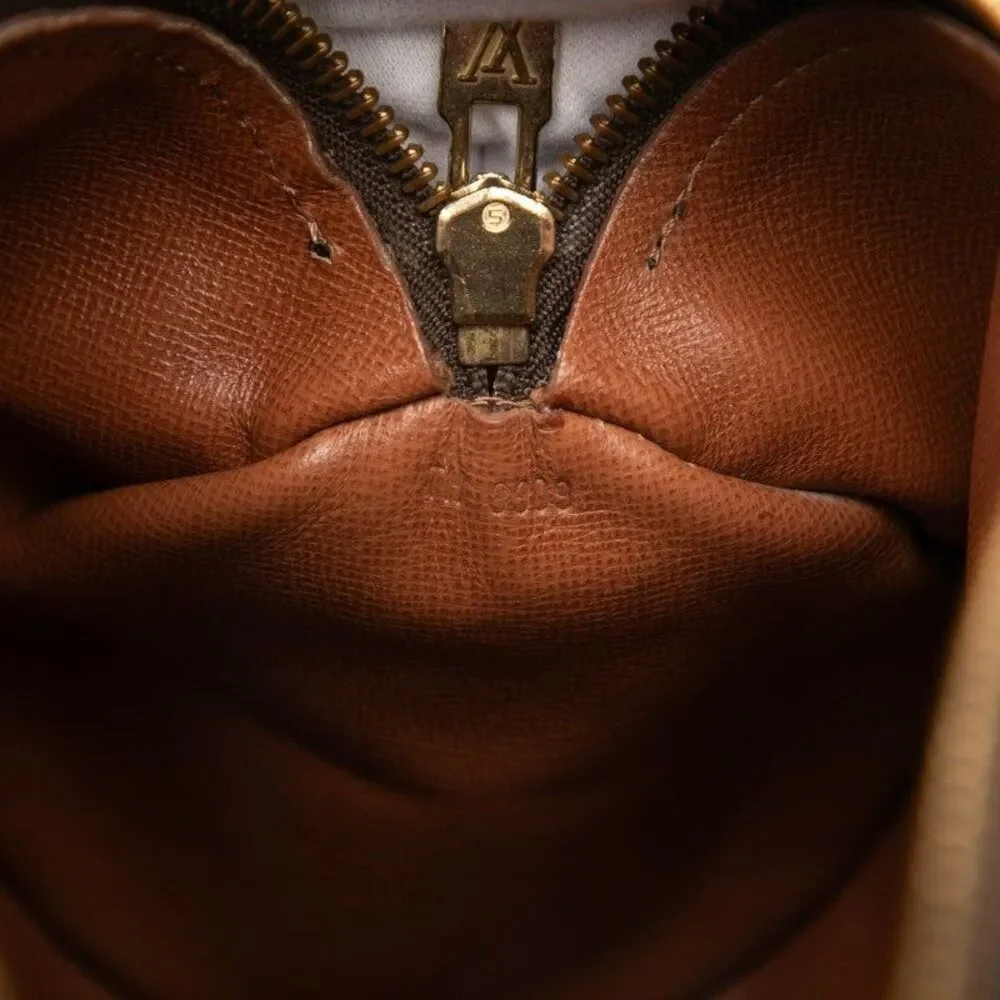 Louis Vuitton Monogram Papillon 30 Handbag